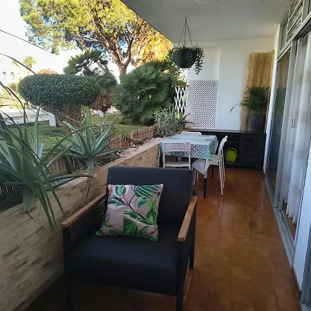 Appartement & Peaceful Garden - 1 Bed With Swimming Pool