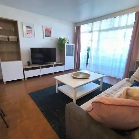 & Peaceful Garden - 1 Bed With Swimming Pool Appartement *