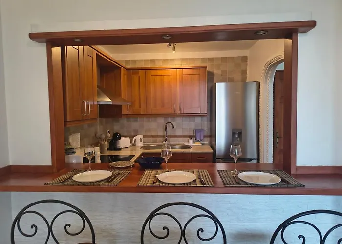 You & Peaceful Garden - 1 Bed With Swimming Pool Διαμέρισμα *