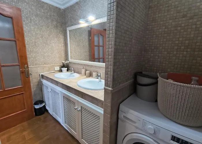 You & Peaceful Garden - 1 Bed With Swimming Pool